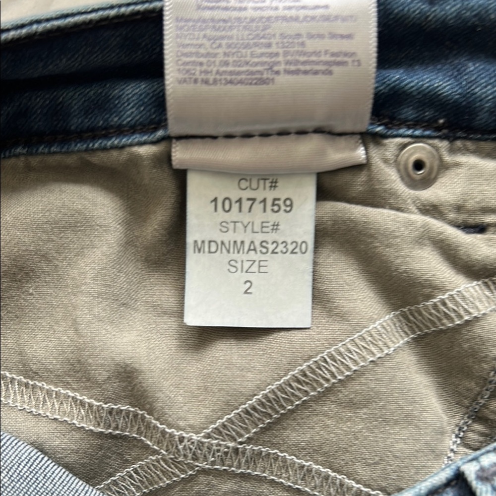 NYDJ Ami Skinny Jeans - Picture 4 of 5